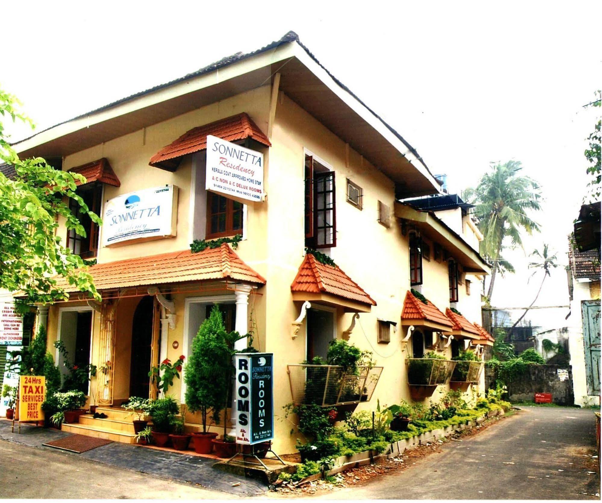Kochi ソネタ レジデンシー Bed & Breakfast エクステリア 写真